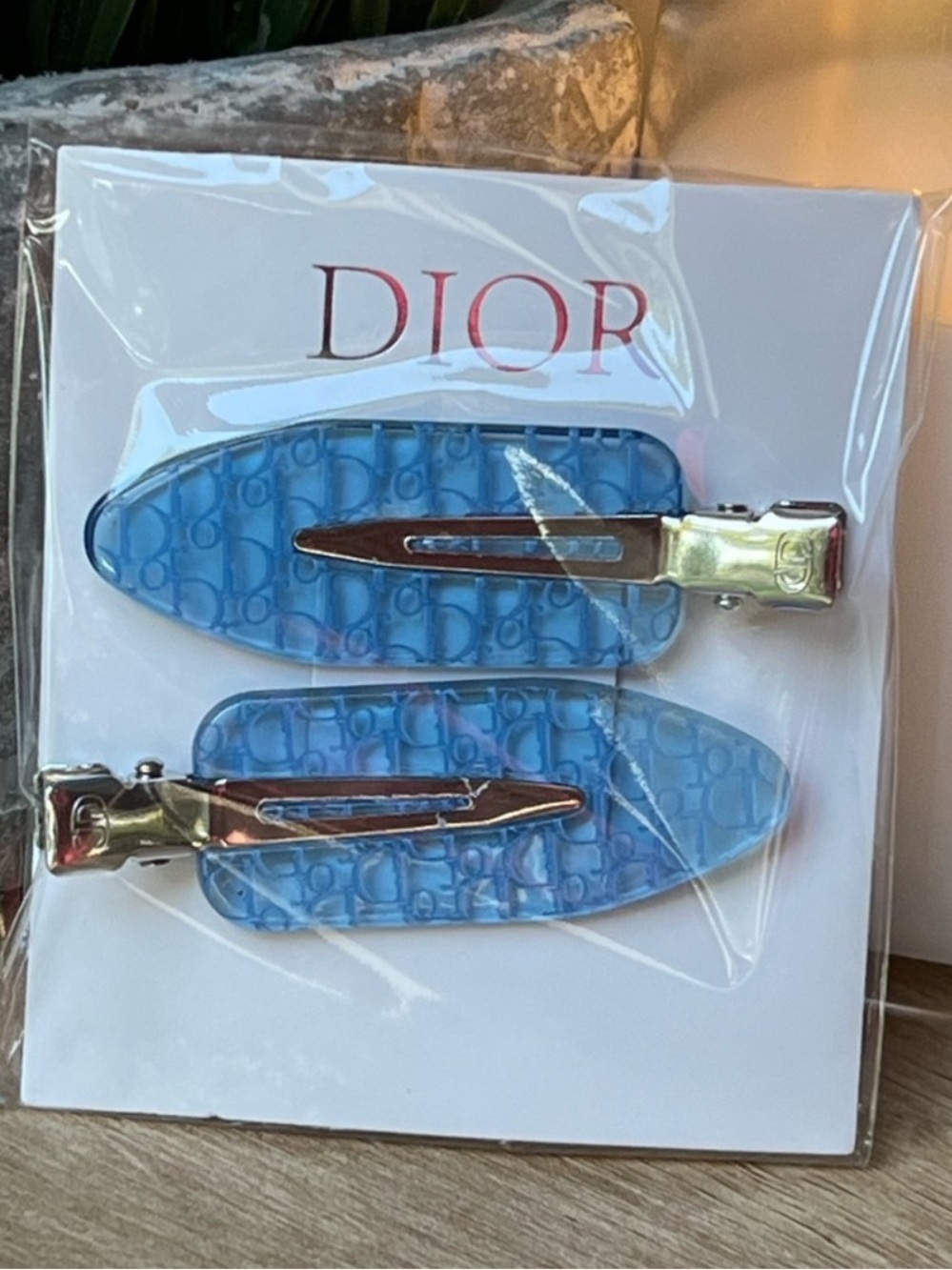 DIOR (ONE PAIR) No-Bend Hair Clips —BLUE  
~NEW~
